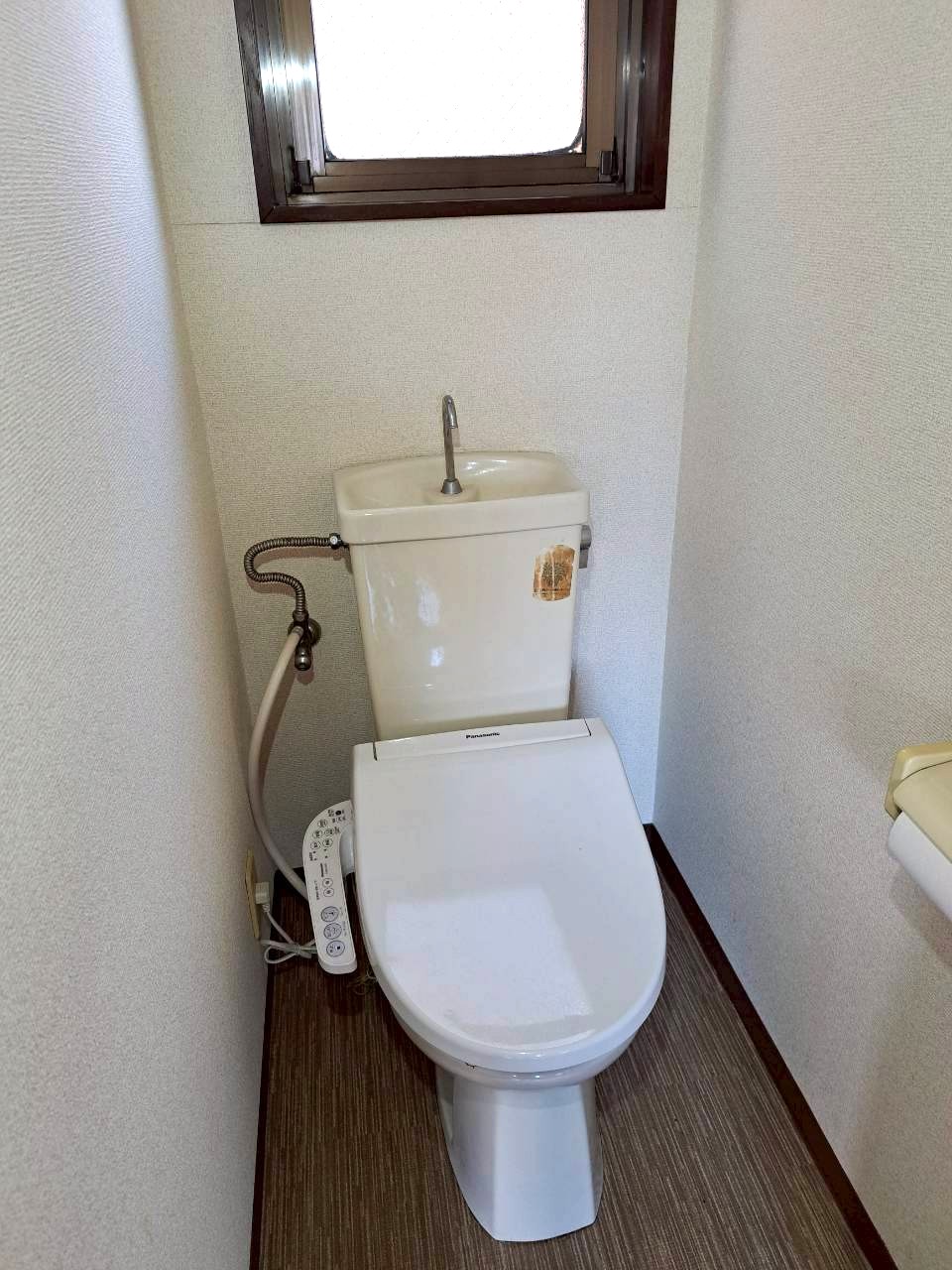 トイレ　温水洗浄便座付き★