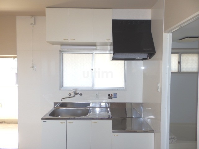 キッチン　同じタイプのお部屋の写真です。ご参考までに
