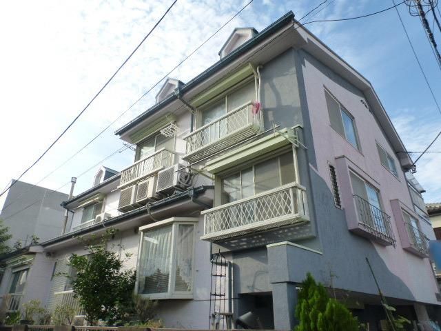 建物外観　★国領駅徒歩9分・閑静な住宅街のアパート★