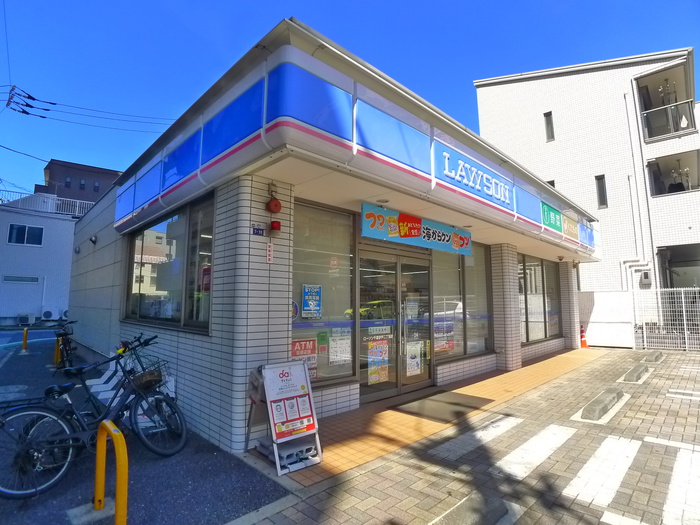 コンビニ　ローソン（コンビニ）まで650m