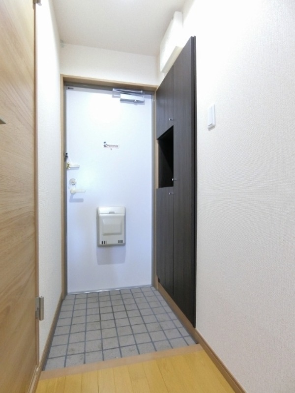 玄関　図面と現状に相違がある場合には現状を優先