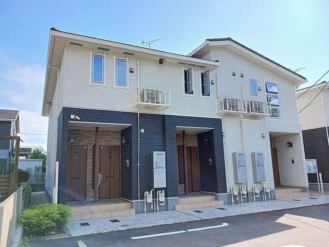 建物外観　外観は落ち着いています