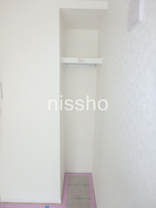 収納　洋室には収納もあります！※同タイプ他号室写真です