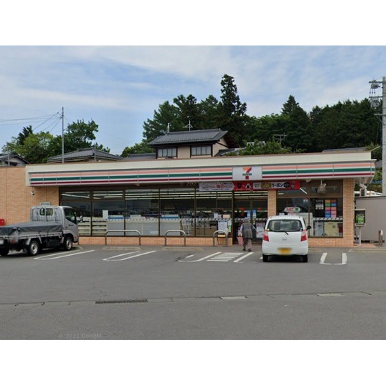 コンビニ　セブンイレブン小諸八満店（コンビニ）まで602m