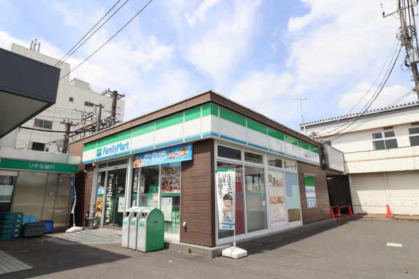 コンビニ　ファミリーマート柏明原一丁目店（コンビニ）まで240m