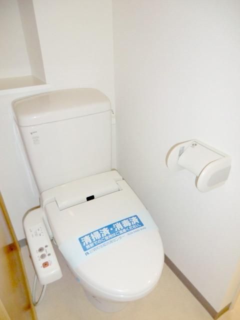 トイレ　シャワートイレ