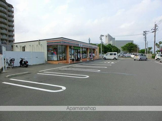コンビニ　セブンイレブン鹿児島与次郎２丁目店（コンビニ）まで84m