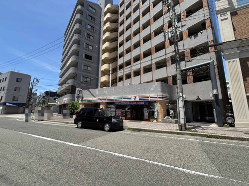 コンビニ　セブン-イレブン 神戸三宮駅東店（コンビニ）まで185m