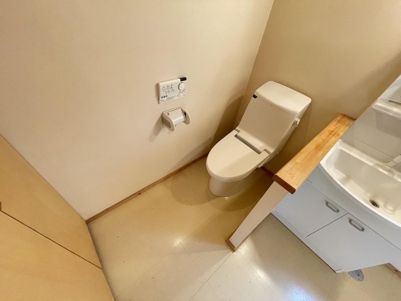 トイレ　トイレ