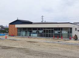 コンビニ　セブンイレブン 高松新田町店（コンビニ）まで126m
