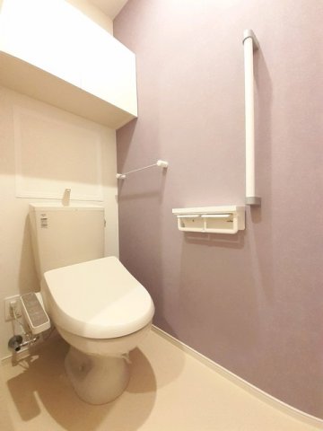 トイレ　落ち着いたトイレです