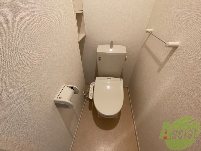 トイレ　トイレは清潔感があり安心して使用できそうです。