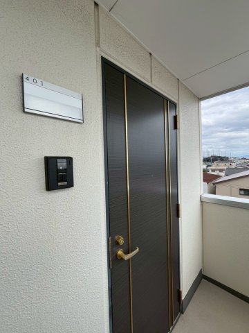 エントランス　※別号室参考写真
