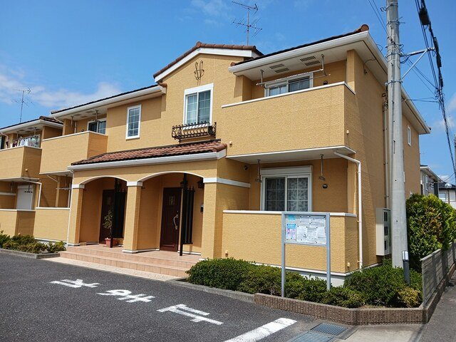 建物外観　落ち着いた雰囲気の外観です