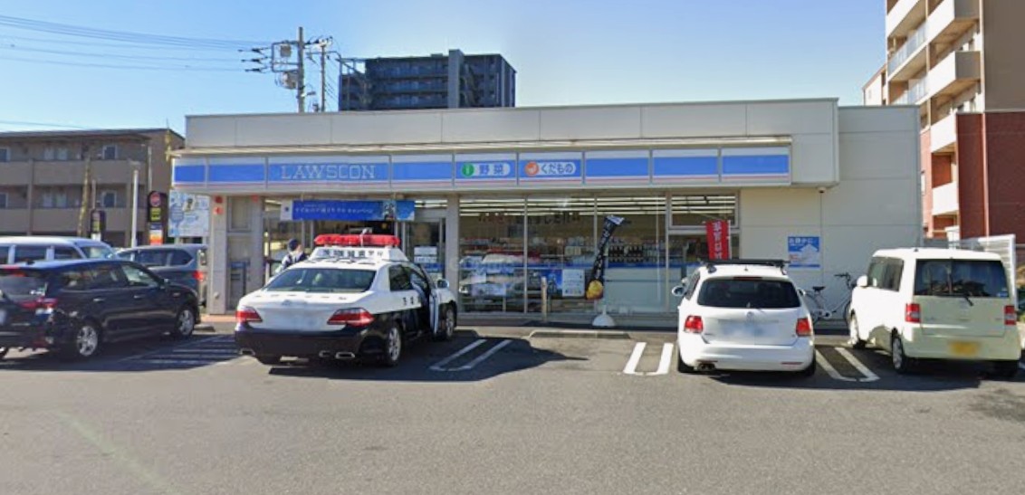 コンビニ　ローソン 守谷中央三丁目店（コンビニ）まで942m