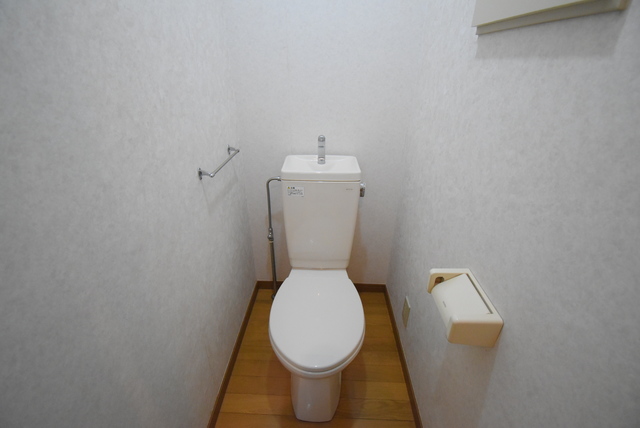 トイレ　203号室写真