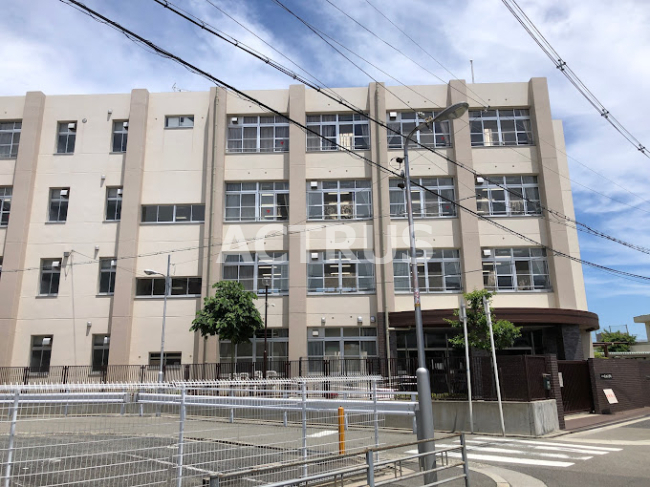 小学校　大阪市立長池小学校（小学校）まで485m