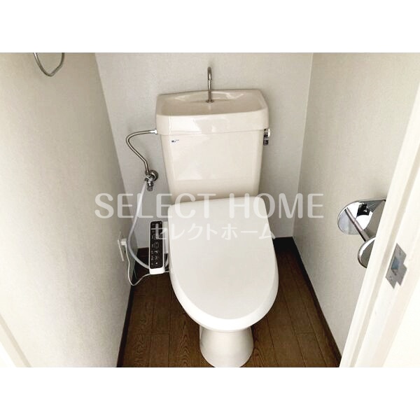 トイレ　清潔感のあるトイレです