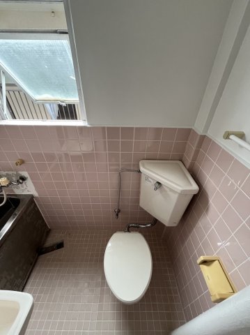 トイレ　別部屋参考写真