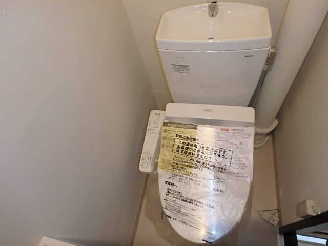 トイレ　※別のお部屋のお写真です※