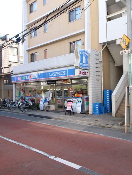 コンビニ　ローソン北区東十条二丁目店（コンビニ）まで130m