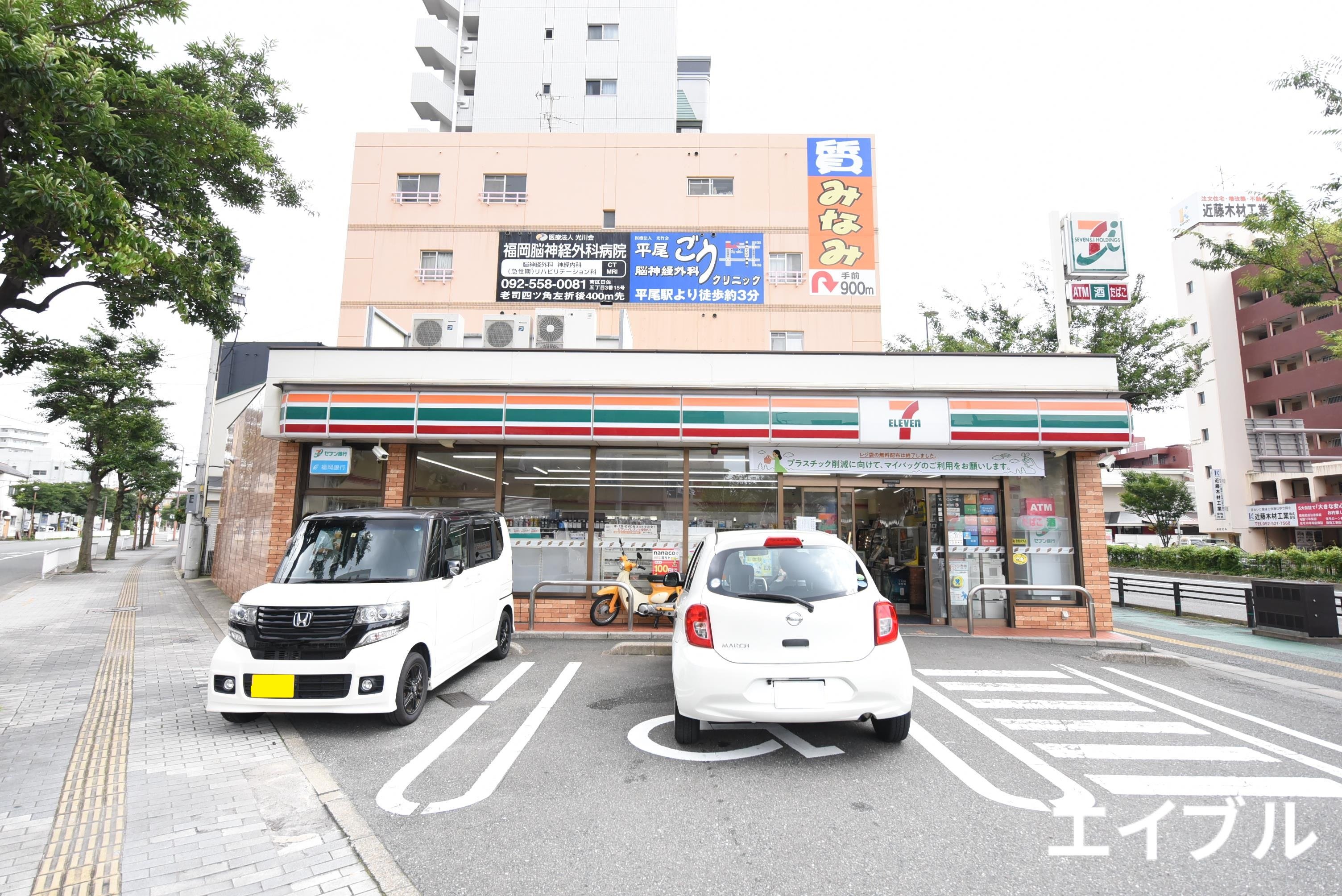 コンビニ　セブンイレブン福岡日赤通り店（コンビニ）まで72m