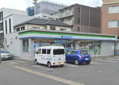 コンビニ　ファミリーマート 瑞穂内方町店（コンビニ）まで290m