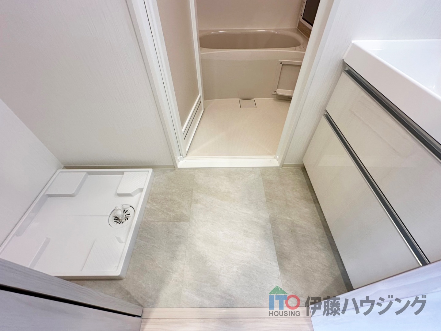 その他設備　同間取りの別部屋の写真です。クロス等色合いが場合があります。