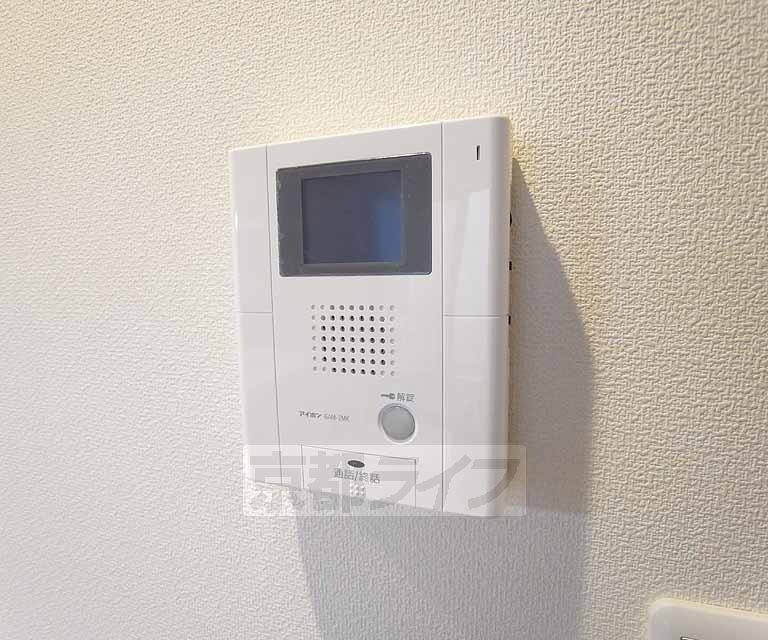 セキュリティ　オートロック、ＴＶモニターホン付きで防犯面も安心です。