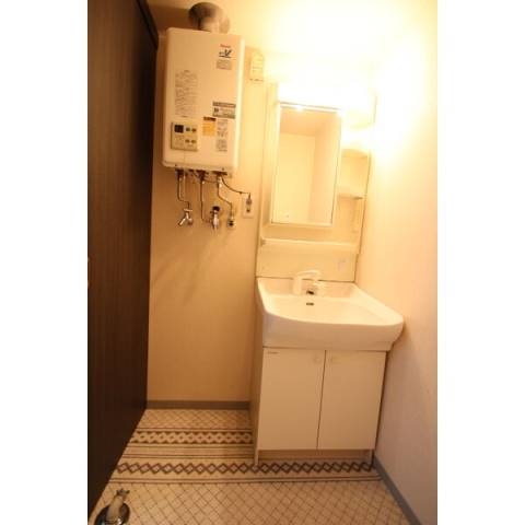 洗面設備　詳細は、ウィンドワード菊水店までご相談下さい。