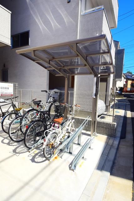 その他共有部分　★★屋根付き駐輪場★★