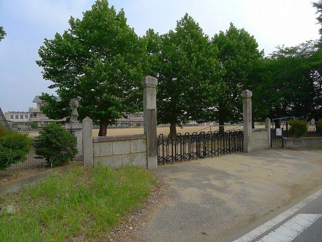 小学校　太田市立生品小学校（小学校）まで1600m