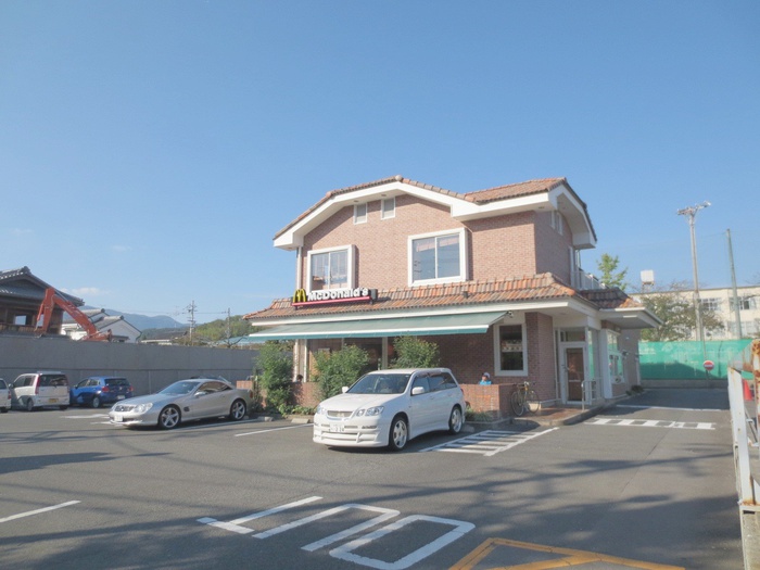 飲食店　マクドナルド丸太町常盤店（飲食店）まで350m