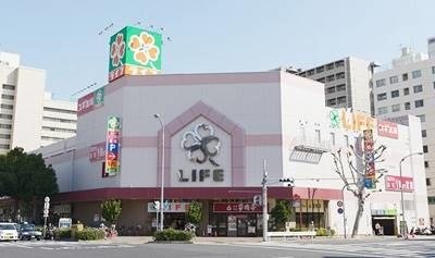スーパー　ライフ神戸駅前店（スーパー）まで226m