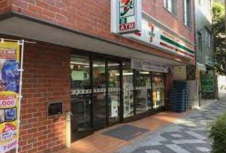コンビニ　セブンイレブン台東東上野6丁目店（コンビニ）まで1395m