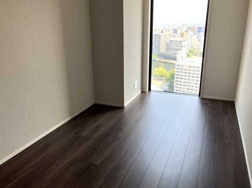 その他　洋室約６．８畳