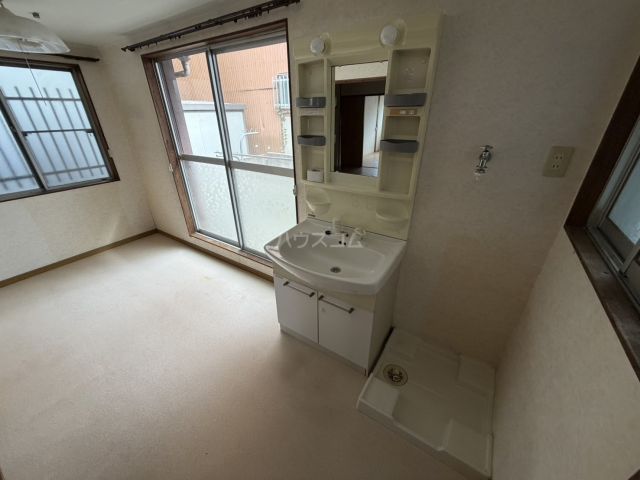 中川本町貸家の内装写真