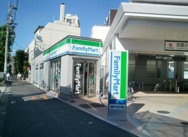 コンビニ　ファミリーマート　サンズ武蔵小山駅前店（コンビニ）まで286m