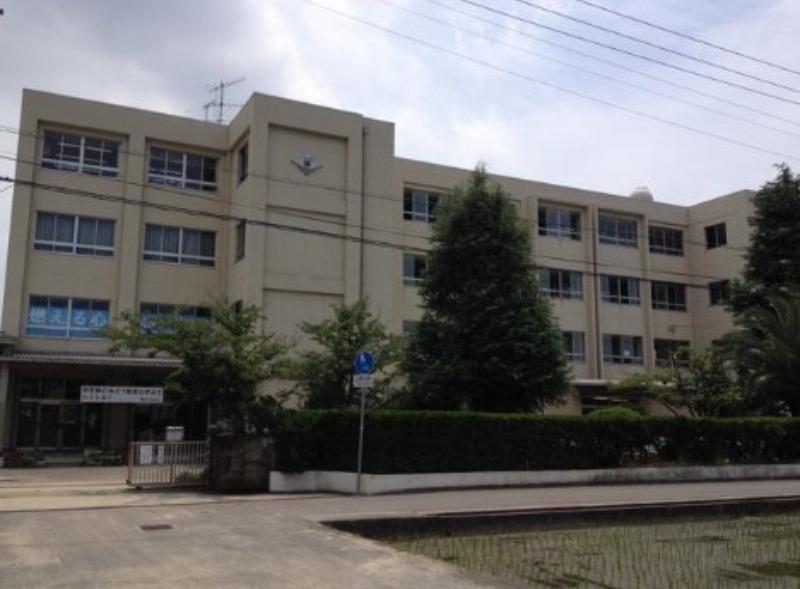 中学校　高松市立協和中学校（中学校）まで253m