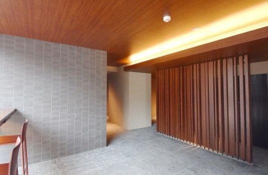 エントランス　☆共用部分☆