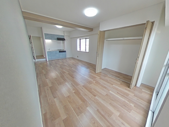 居室・リビング　※別部屋の写真です