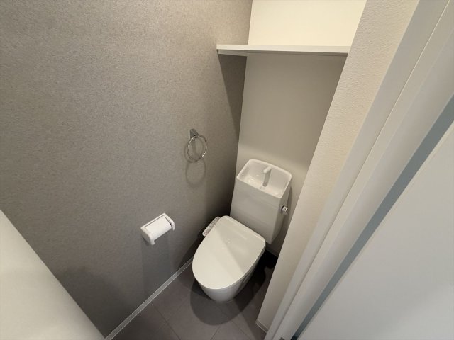 リアコート千里丘INORTHのトイレ写真