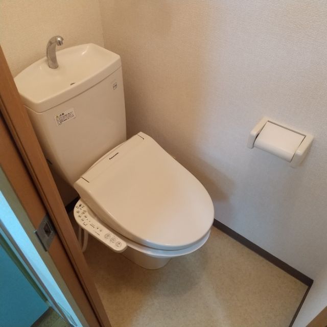 メゾンアンシャンテのトイレ写真