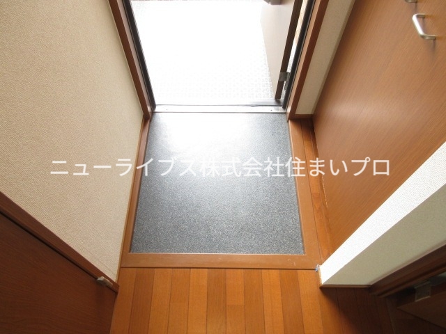 フィオーレ2の玄関写真