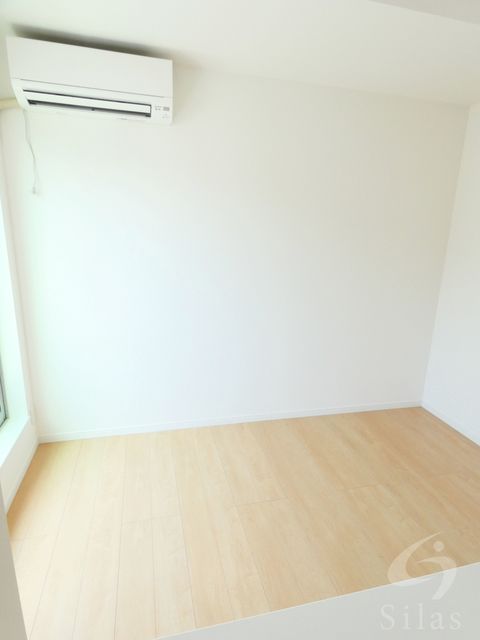 居室・リビング　同仕様施工