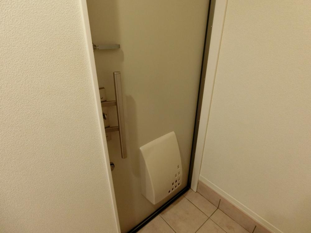 シャーメゾン蔵の玄関写真