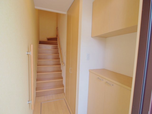 玄関　※別部屋のお写真です※