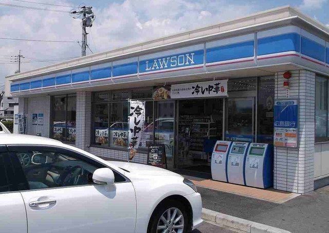 コンビニ　ローソン（コンビニ）まで1200m
