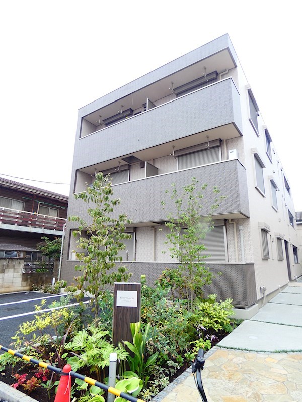 都営新宿線 一之江駅 徒歩20分 築6年