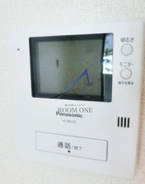 セキュリティ　モニター付きインターホンです。